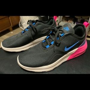Nike Airmax Motion 2